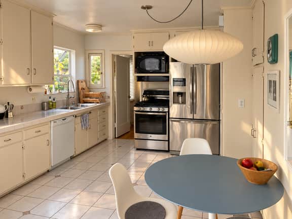 Santa Monica Retreat | Private Pool & Piano - Image 4