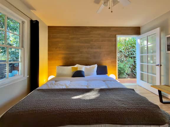 The Venice Beachwood 3 - Image 5